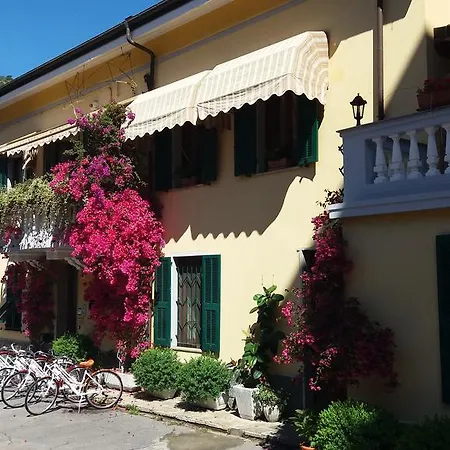 Vivere Una Favola Apartment *
